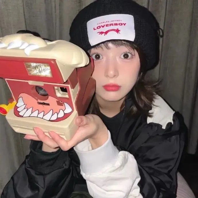 日安,刘易斯先生